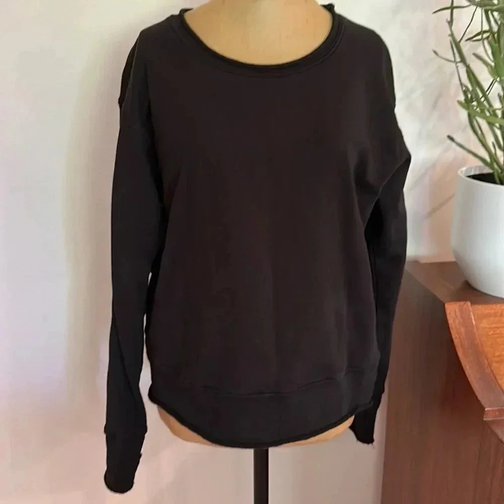 Frank & Eileen black long sleeve sweatshirt raw edges great condition sz M